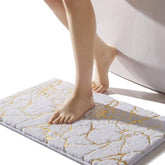 Tapete de Banheiro com Detalhes Dourado Home Lar 40x60cm Branco/Dourado 